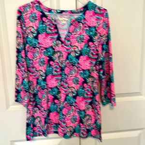 Lilly Pulitzer Karina Tunic with 3/4 sleeves.